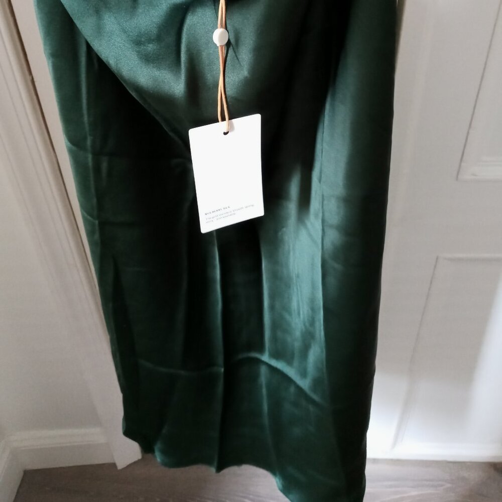 NWT Quince 100% Washable Silk Skirt. XL. Deep Green. Perfect Condition - Picture 2 of 14